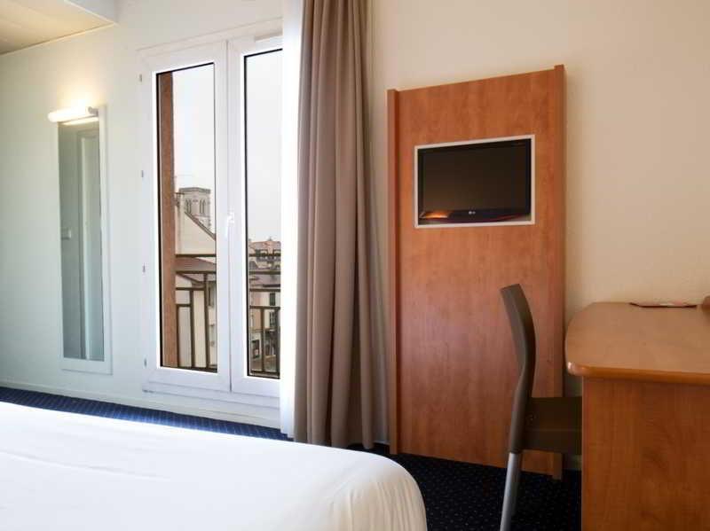 Ibis Budget Bourgoin Jallieu Centre Kültér fotó